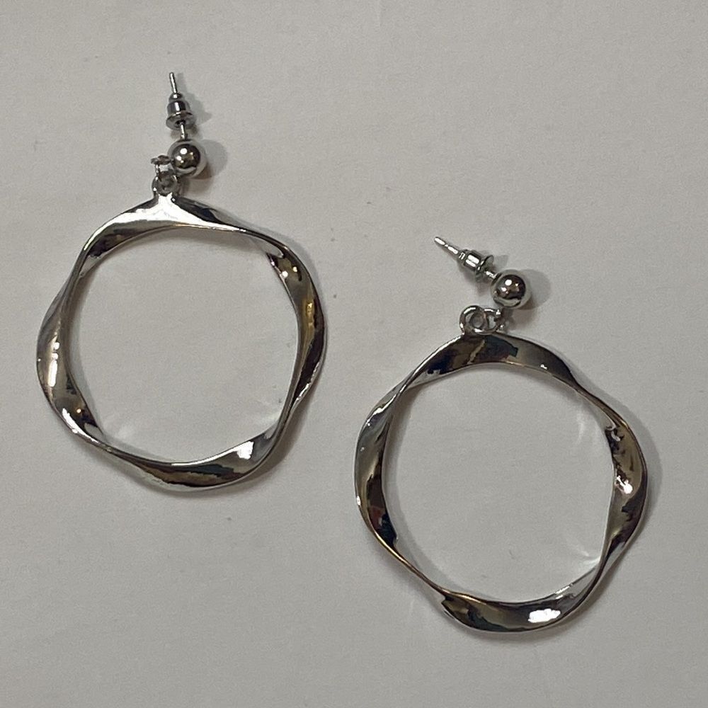 Fashion Jewellery Style 70s Retro Tone Silver Accessories Earrings